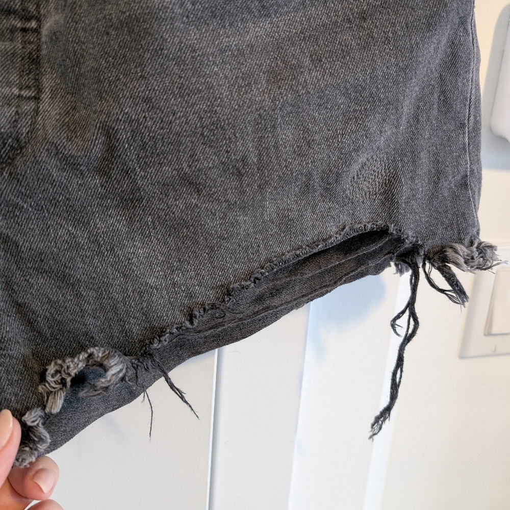 Levi's/501 Black Short Sz 32 - Picture 5 of 7